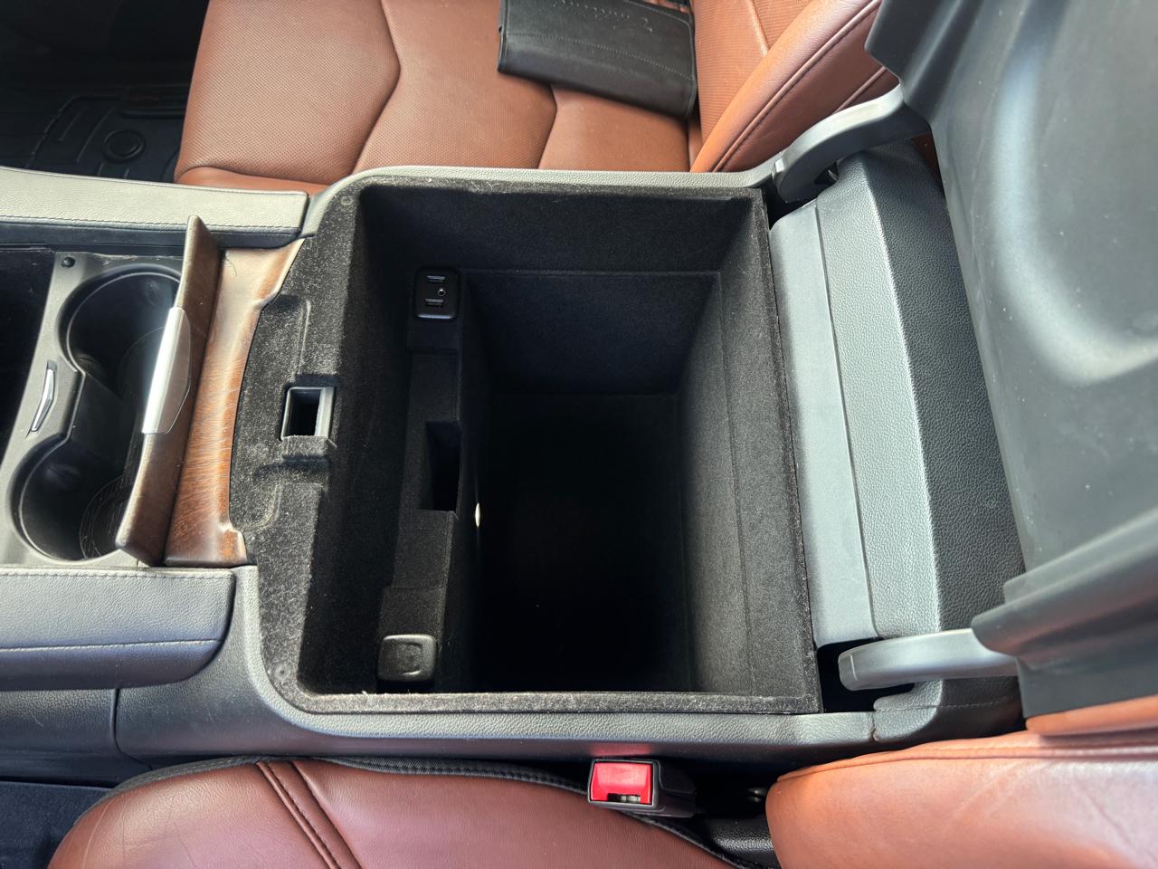 Cadillac Escalade ESV Luxury 2016