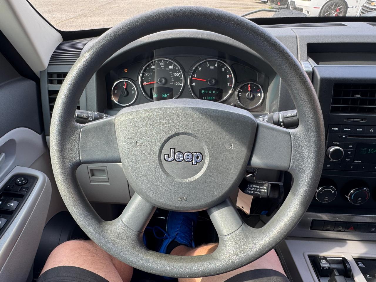 Jeep Liberty Sport 4WD 2008