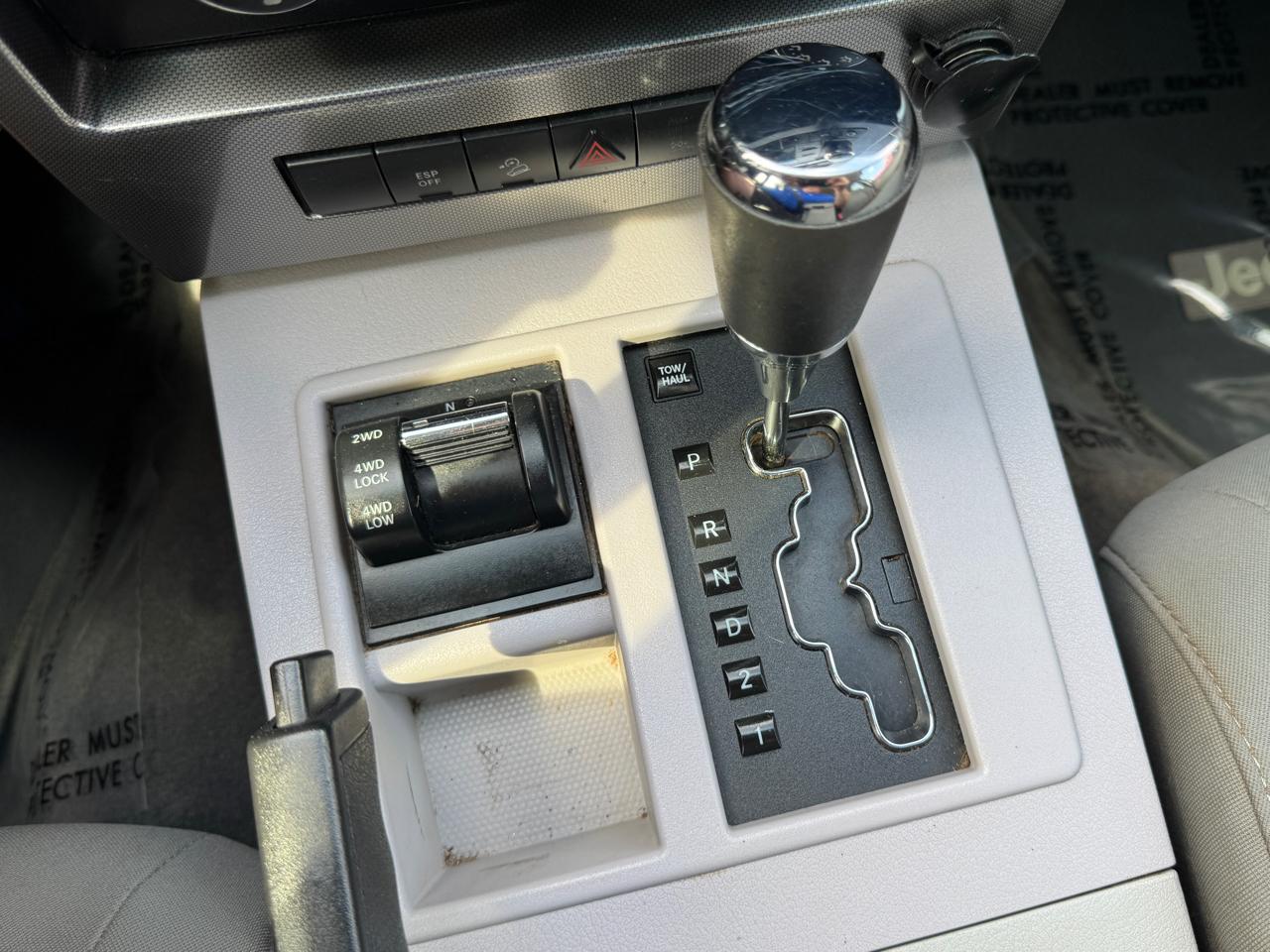 Jeep Liberty Sport 4WD 2008