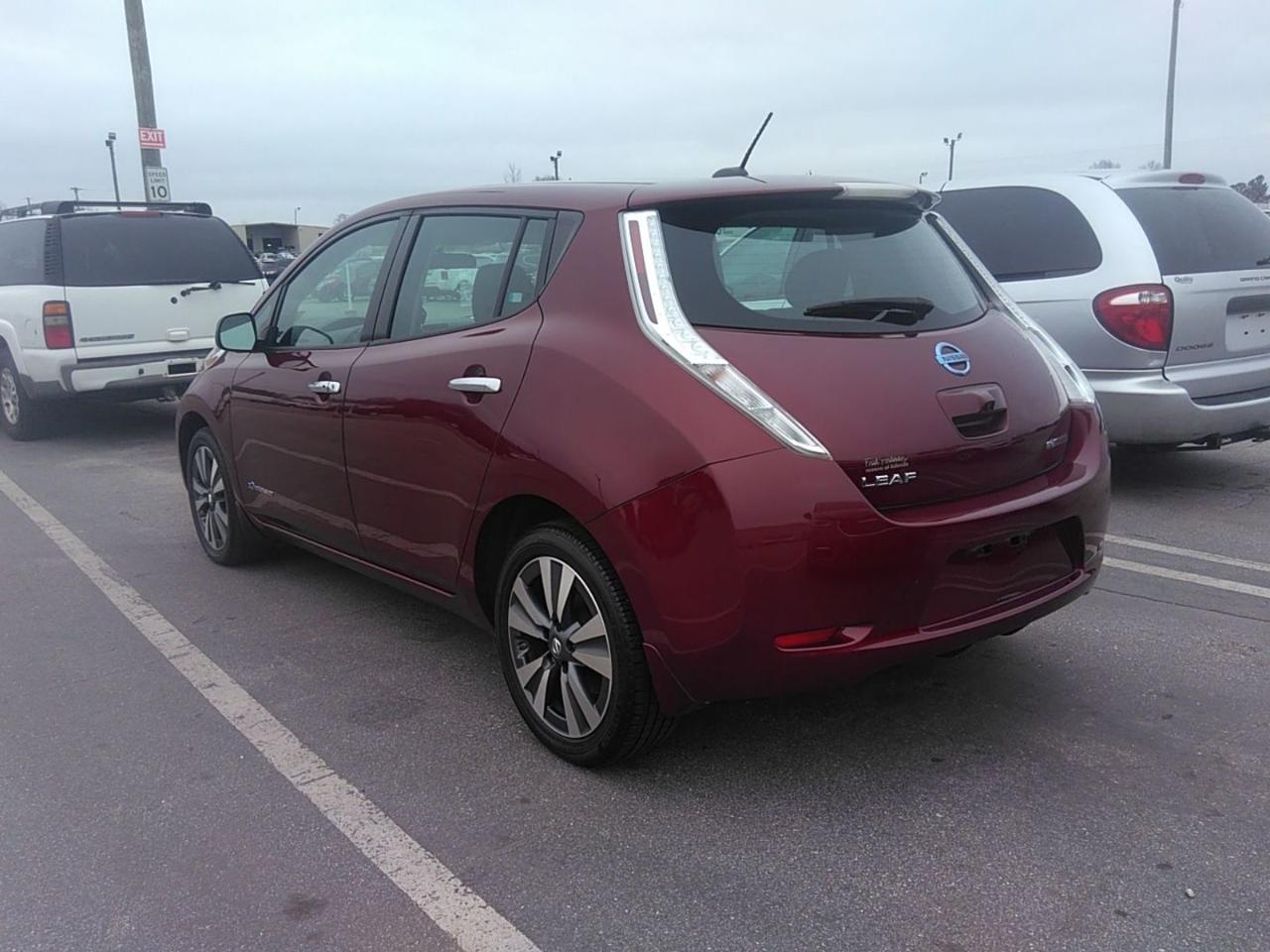 Nissan Leaf SV 2017