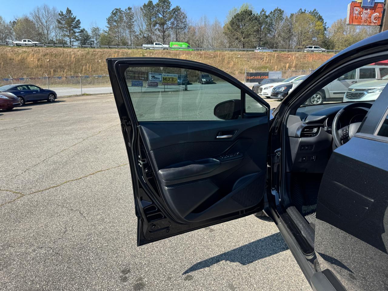 Toyota C-HR XLE Premium 2018