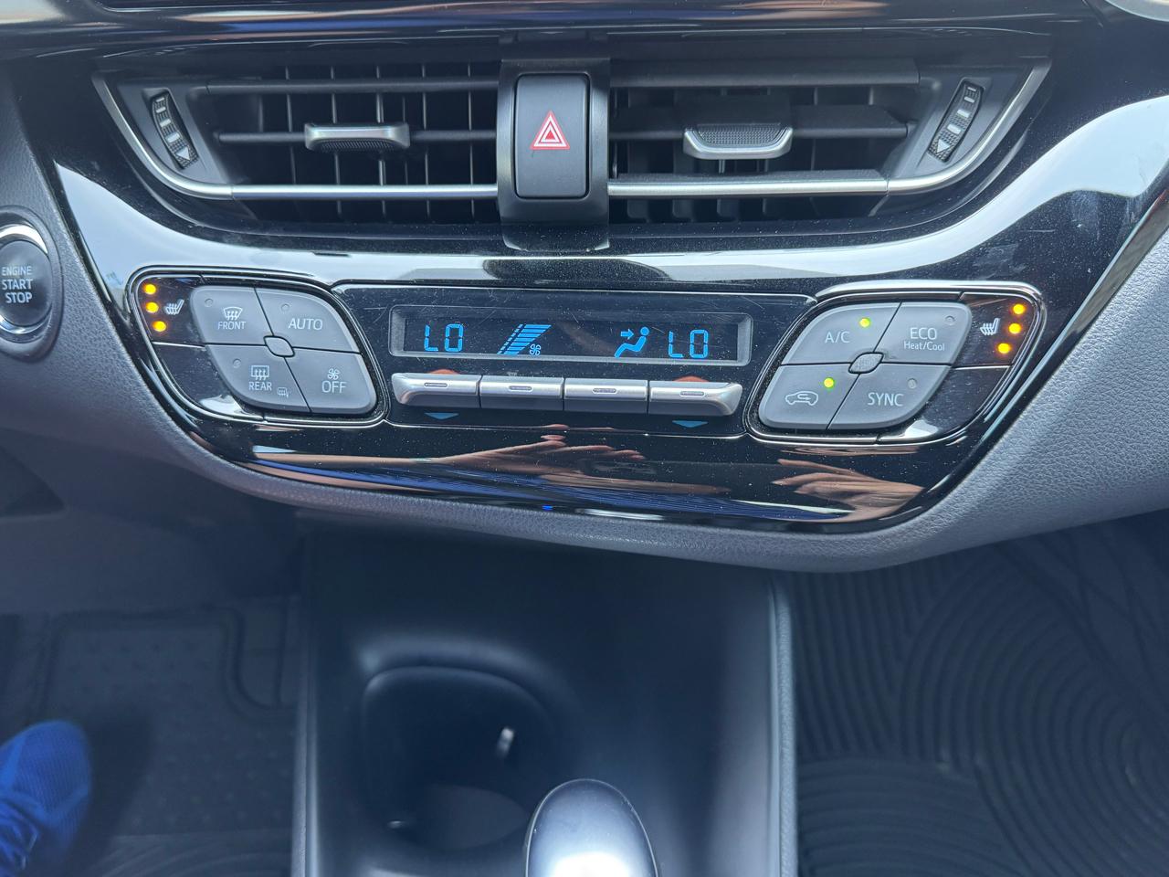 Toyota C-HR XLE Premium 2018