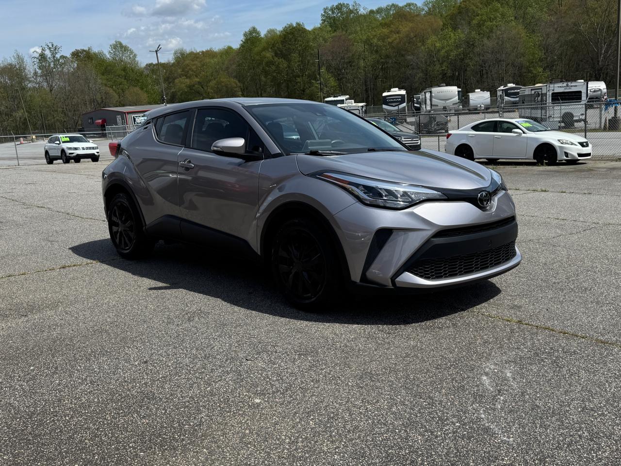 Toyota C-HR LE 2020