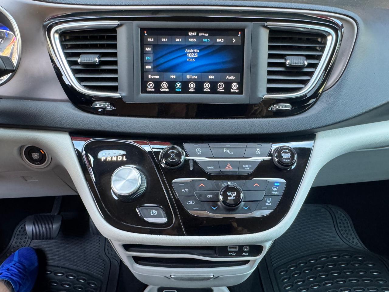 Chrysler Voyager LX 2020