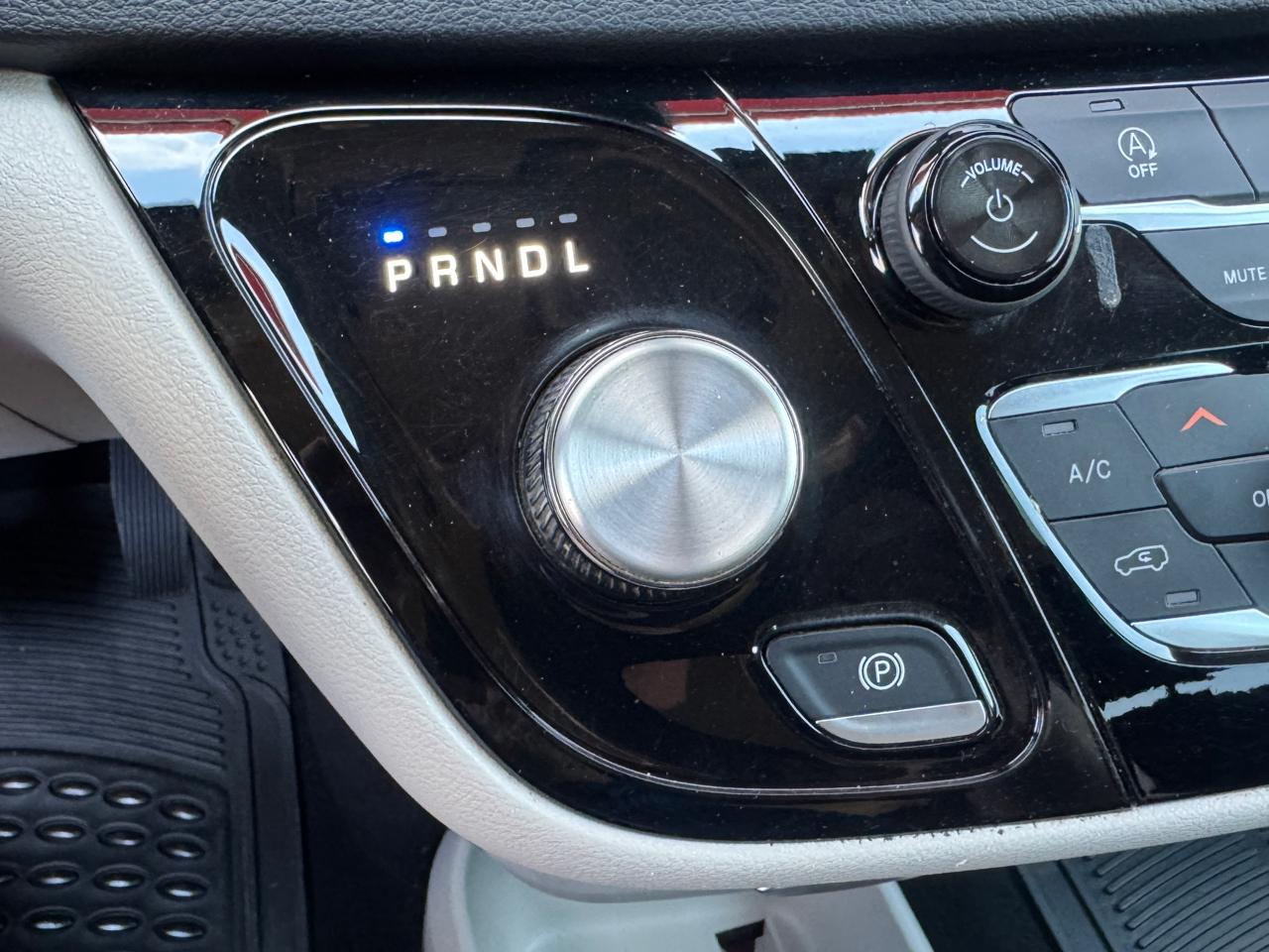 Chrysler Voyager LX 2020