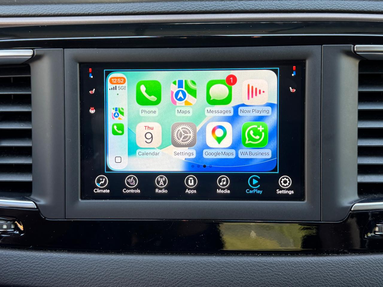 Chrysler Voyager LX 2020