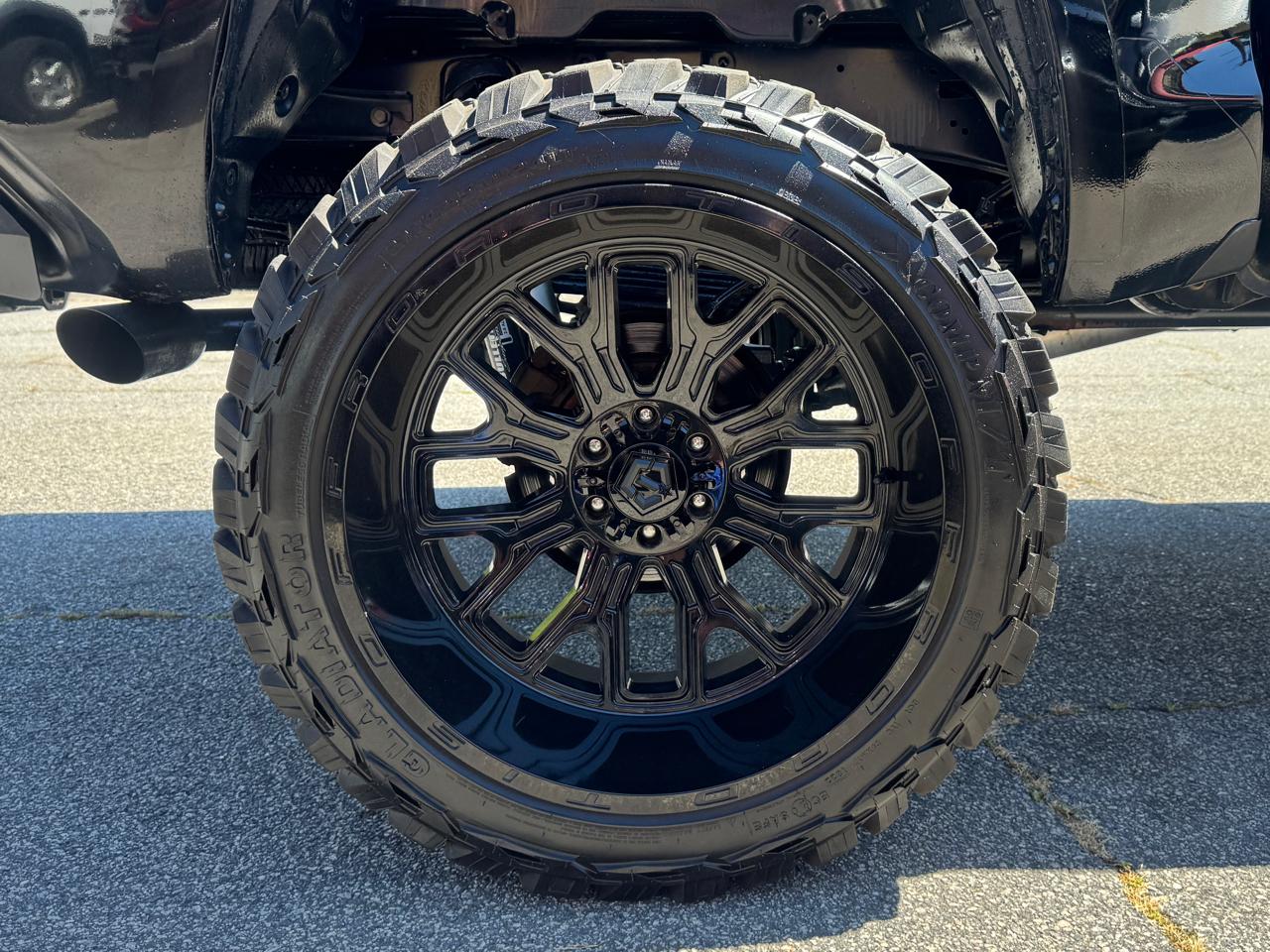 Toyota Tundra SR5 CrewMax 5.7L 4WD 2016