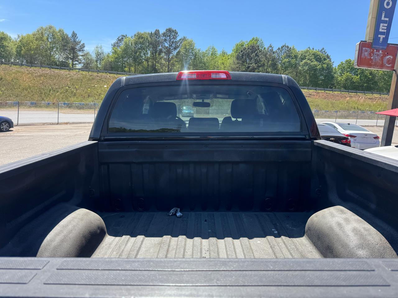 Toyota Tundra SR5 CrewMax 5.7L 4WD 2016