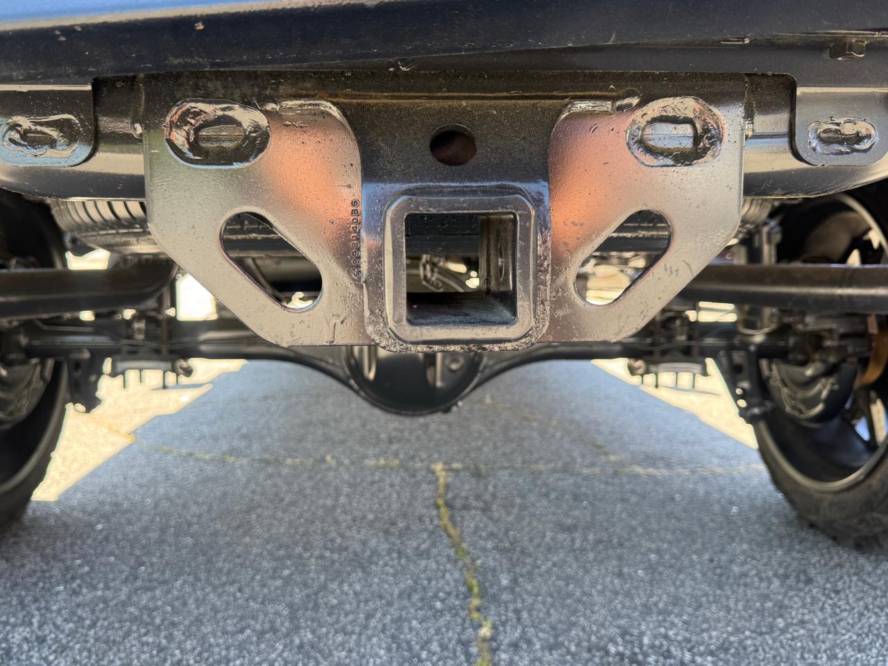 Toyota Tundra SR5 CrewMax 5.7L 4WD 2016