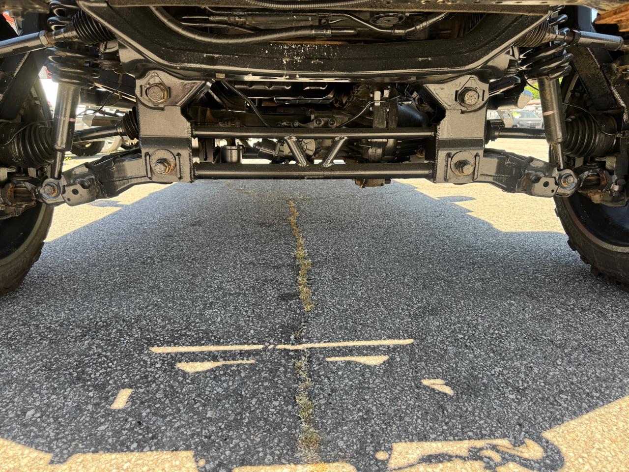 Toyota Tundra SR5 CrewMax 5.7L 4WD 2016