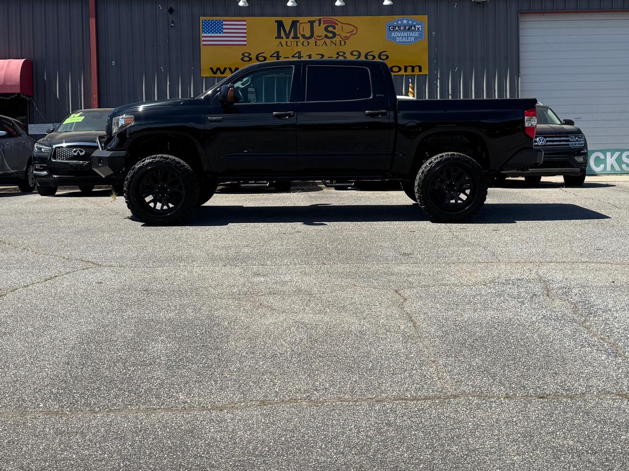 Toyota Tundra SR5 CrewMax 5.7L 4WD 2016