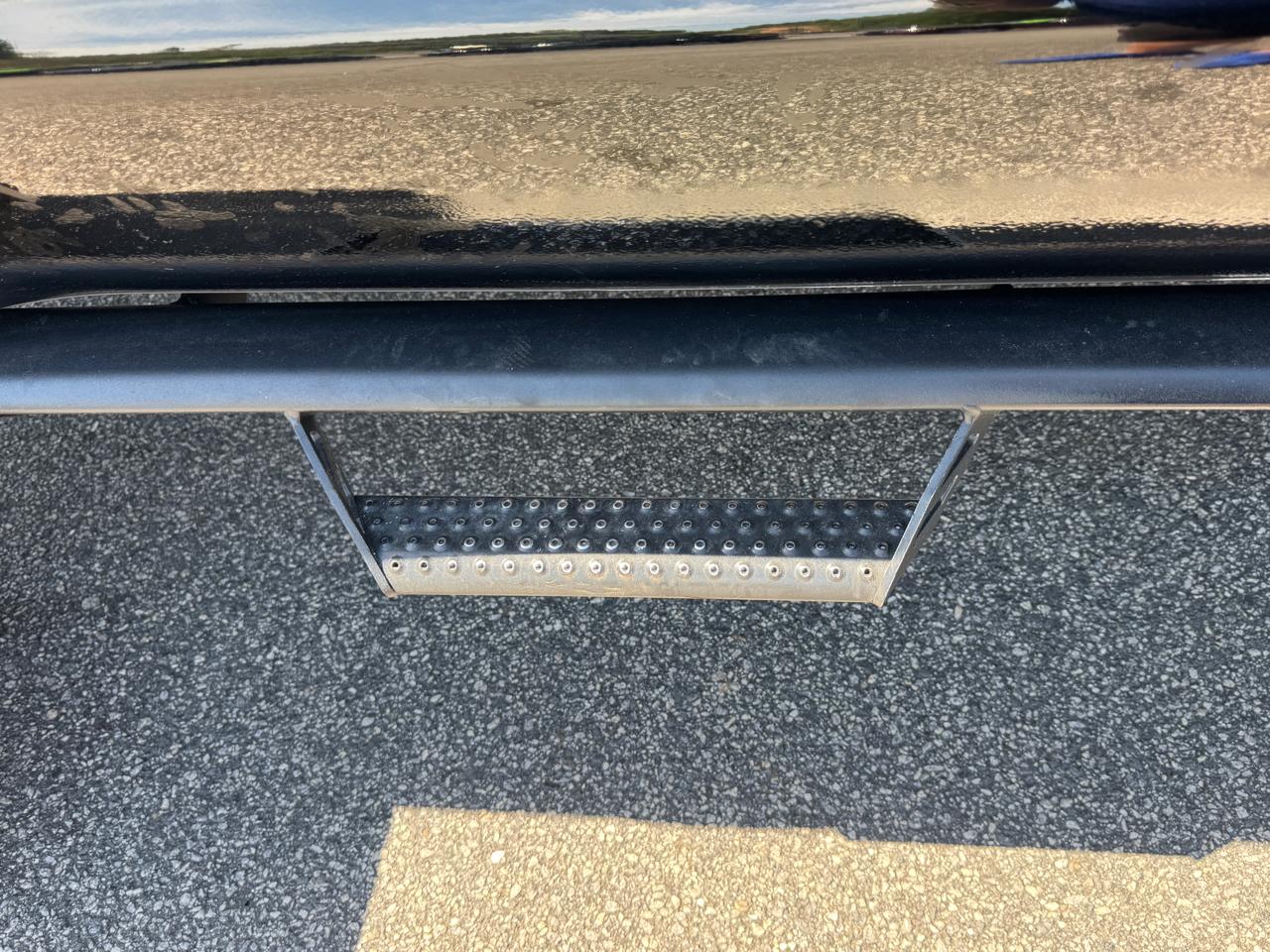 Toyota Tundra SR5 CrewMax 5.7L 4WD 2016