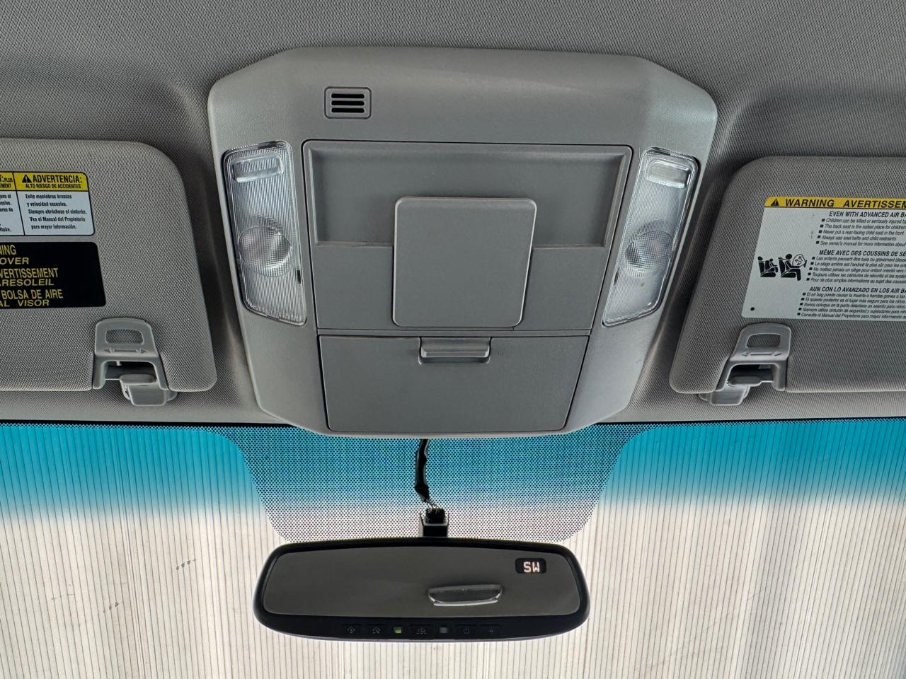 Toyota Tundra SR5 CrewMax 5.7L 4WD 2016