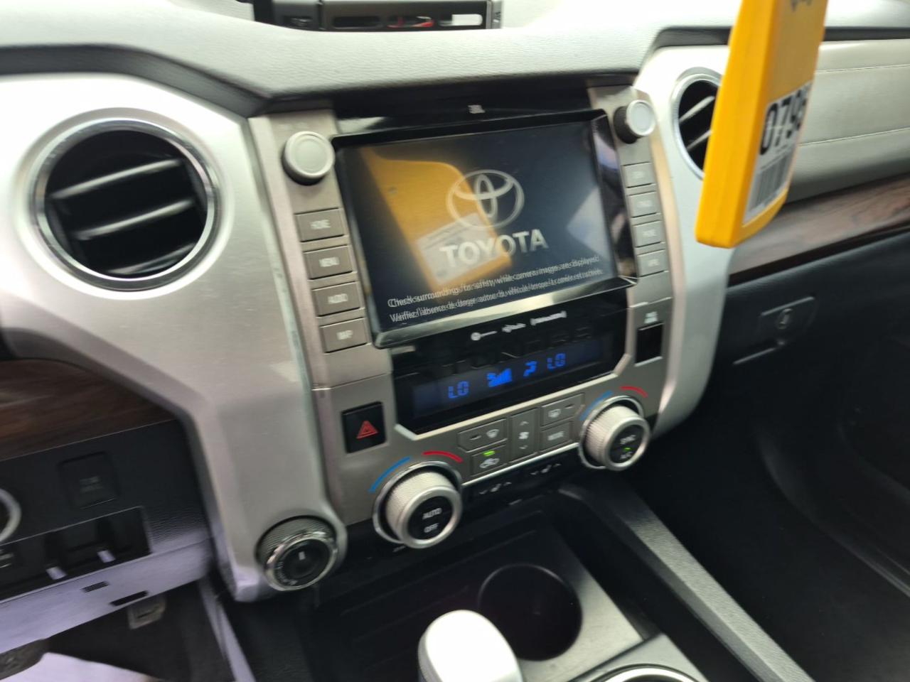 Toyota Tundra Limited CrewMax 5.7L 4WD 2020