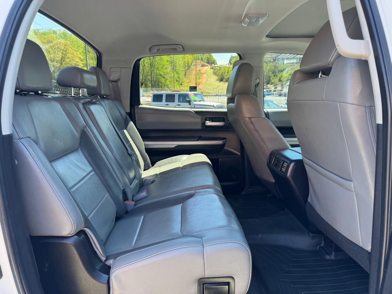 Toyota Tundra Limited CrewMax 5.7L 4WD 2020