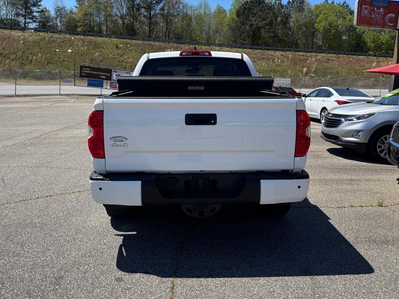 Toyota Tundra Limited CrewMax 5.7L 4WD 2020