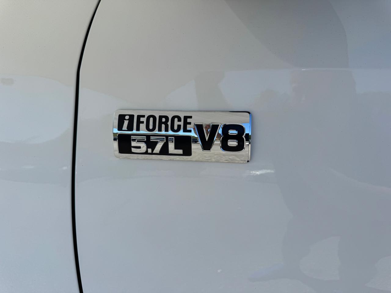 Toyota Tundra Limited CrewMax 5.7L 4WD 2020