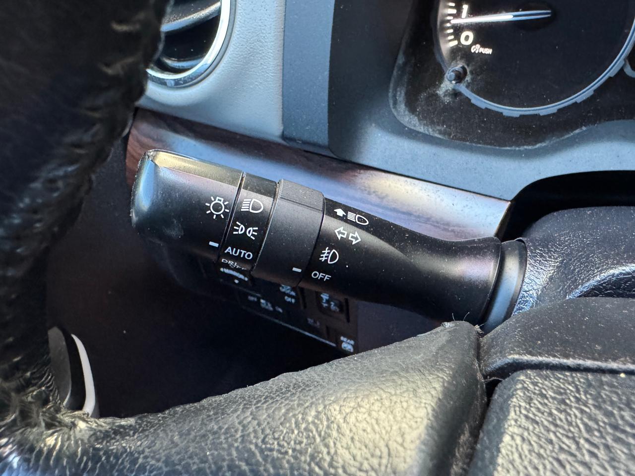 Toyota Tundra Limited CrewMax 5.7L 4WD 2020