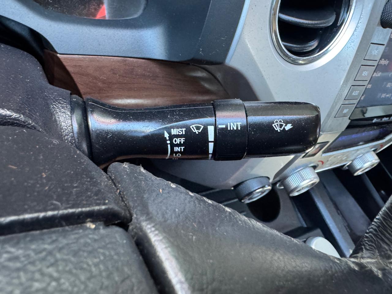 Toyota Tundra Limited CrewMax 5.7L 4WD 2020