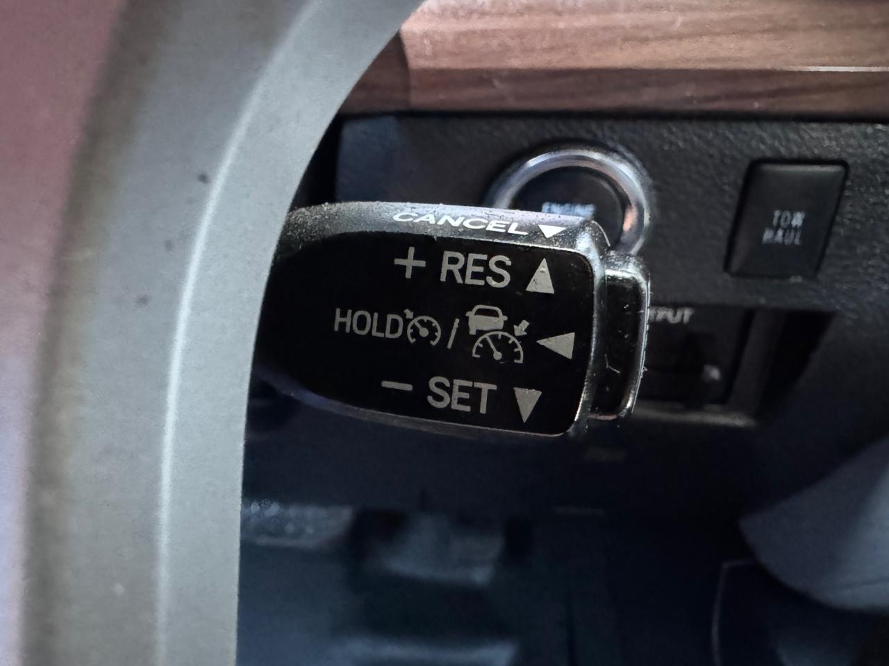 Toyota Tundra Limited CrewMax 5.7L 4WD 2020