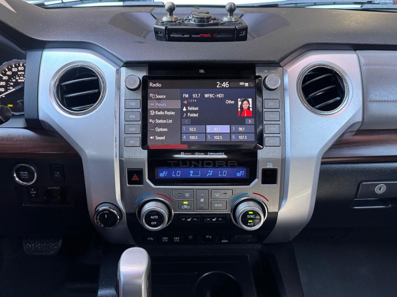 Toyota Tundra Limited CrewMax 5.7L 4WD 2020