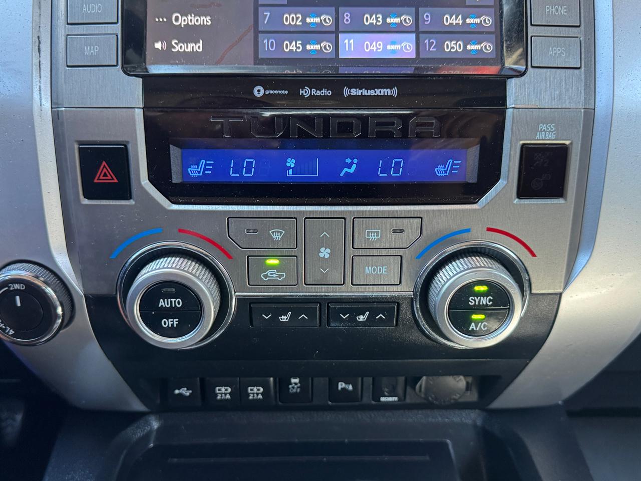 Toyota Tundra Limited CrewMax 5.7L 4WD 2020