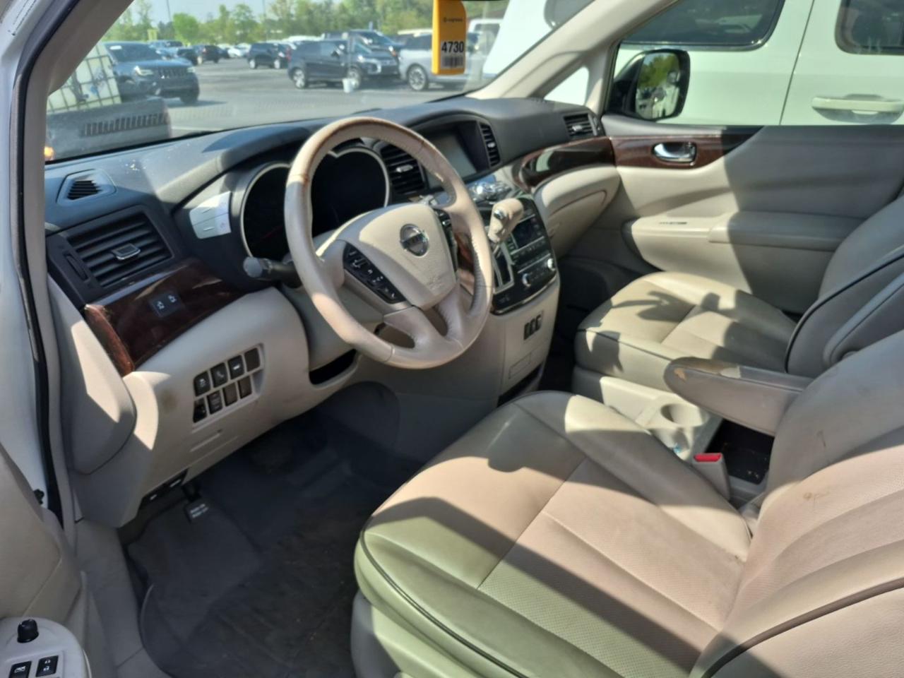 Nissan Quest Platinum 2015