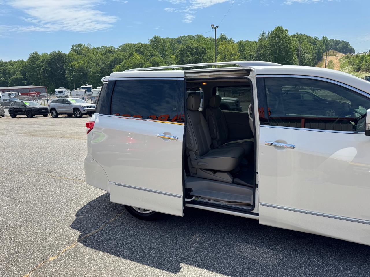 Nissan Quest Platinum 2015