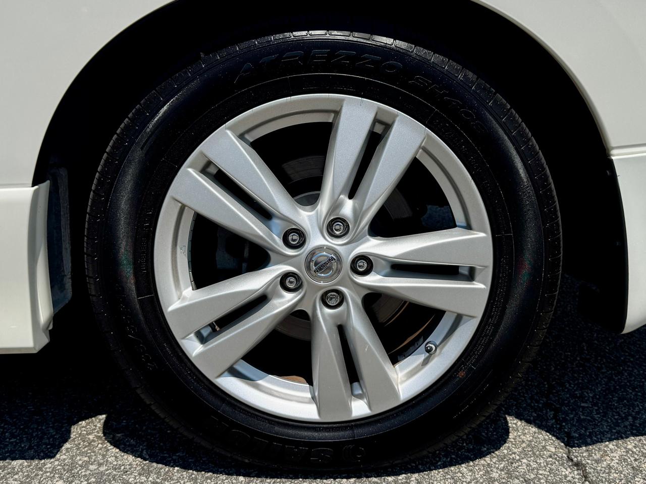 Nissan Quest Platinum 2015