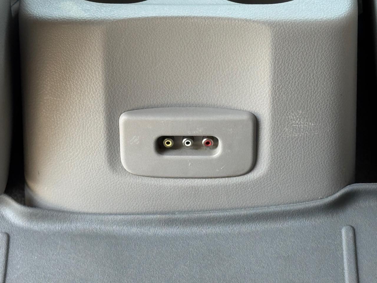 Nissan Quest Platinum 2015