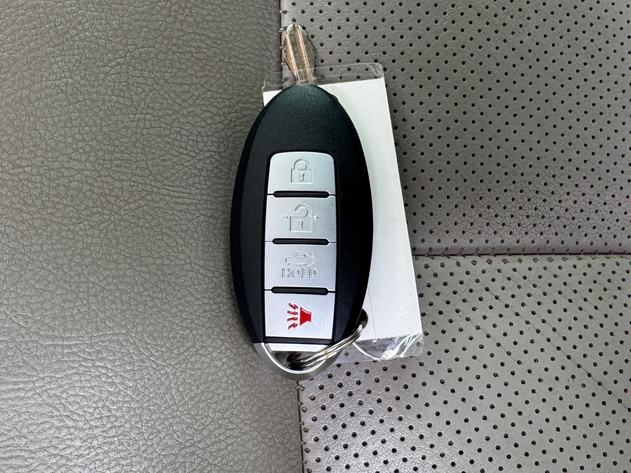 Nissan Quest Platinum 2015