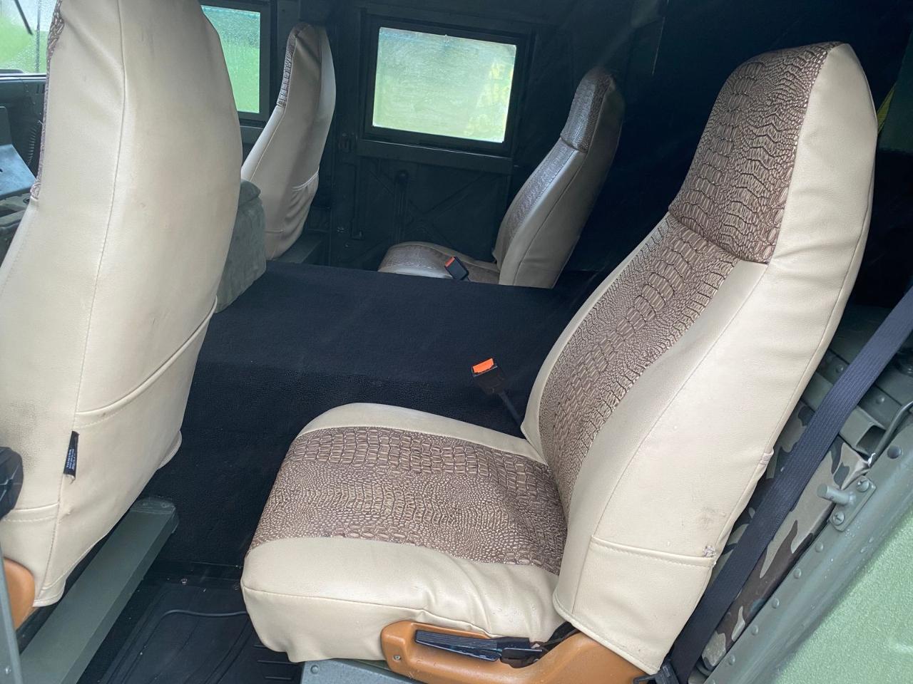 AM General Humvee  1992