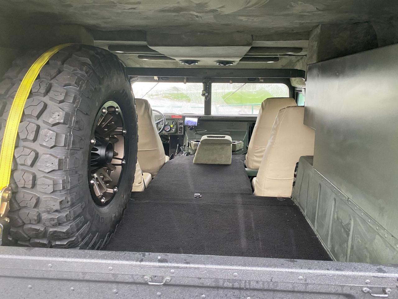 AM General Humvee  1992