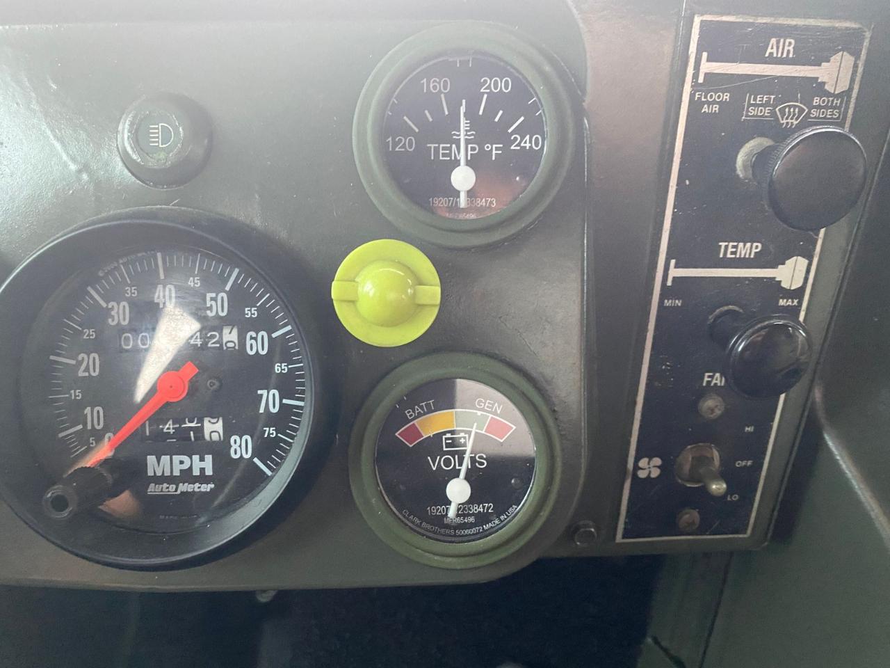 AM General Humvee  1992