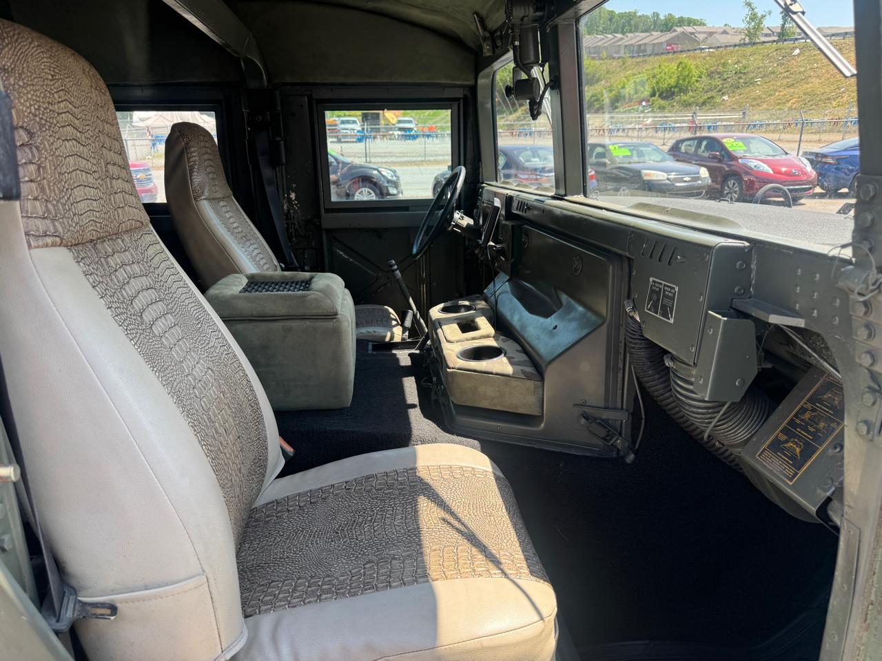 AM General Humvee  1992