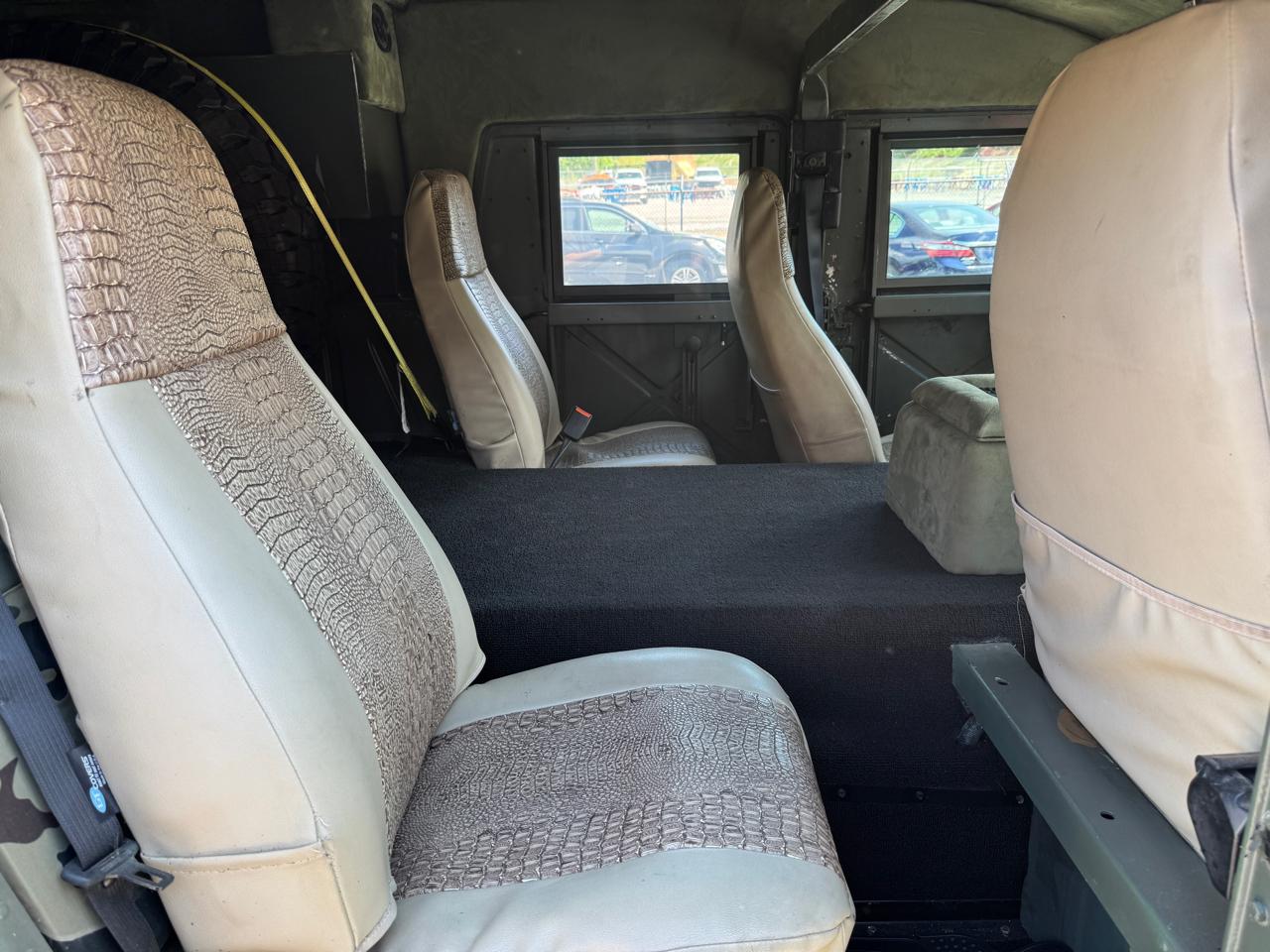 AM General Humvee  1992