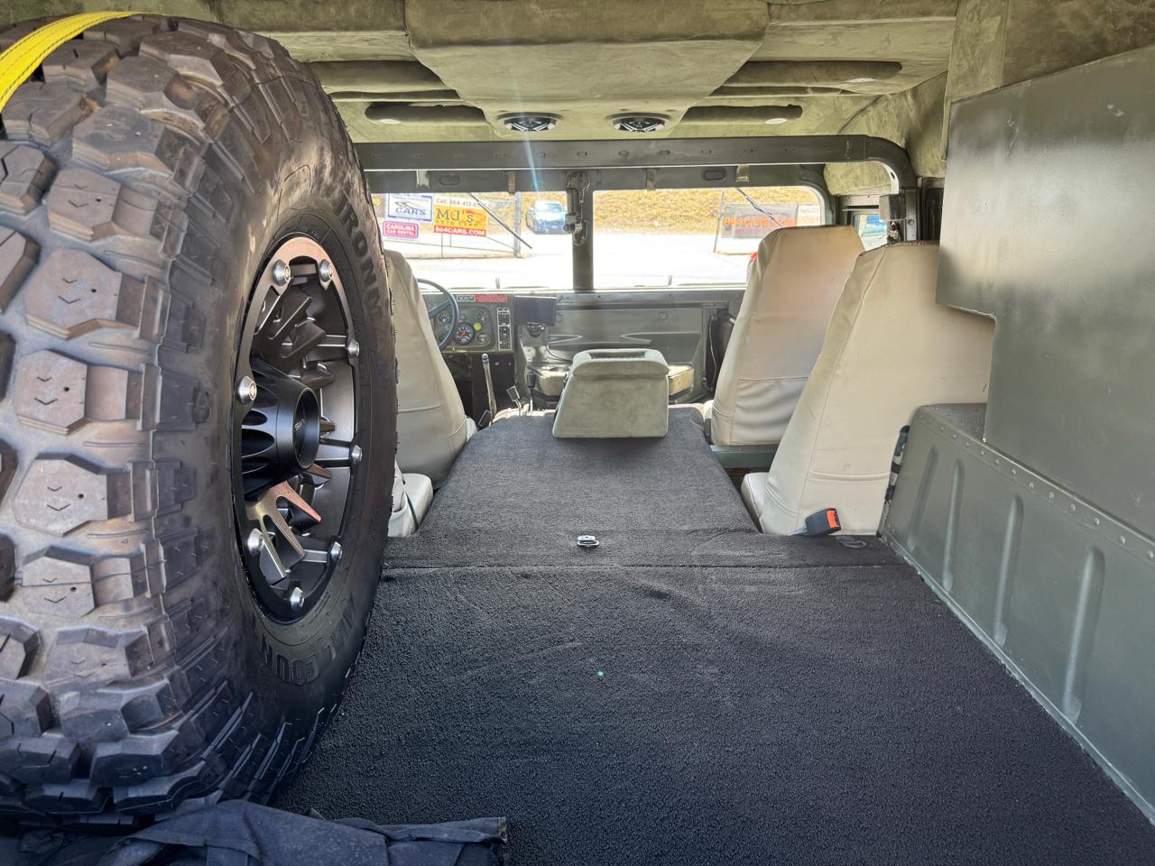 AM General Humvee  1992