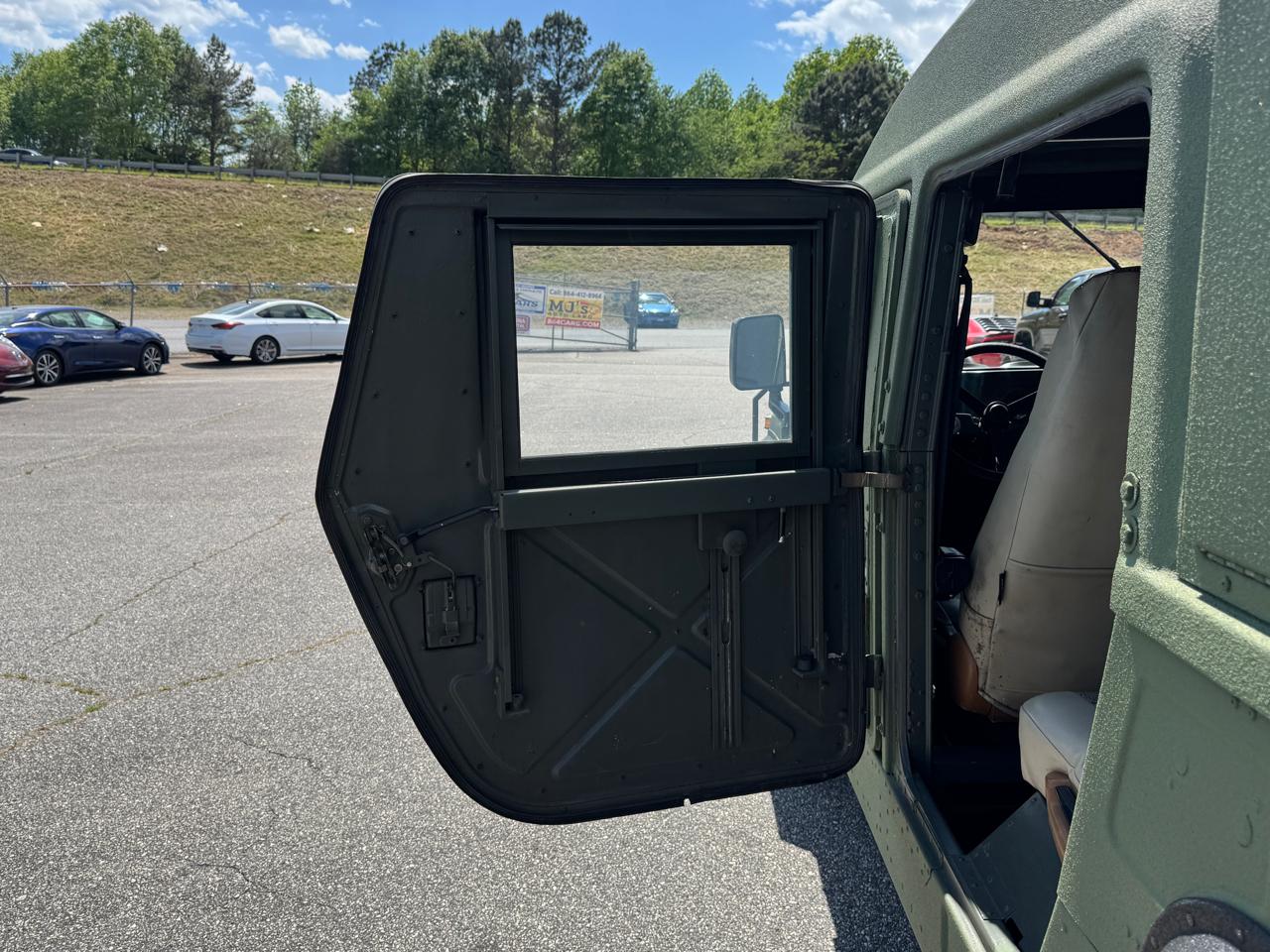 AM General Humvee  1992