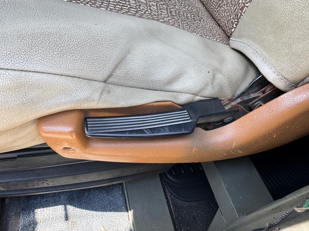 AM General Humvee  1992