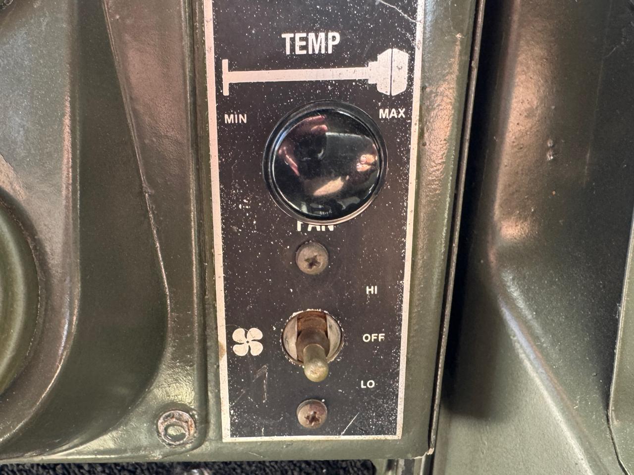 AM General Humvee  1992