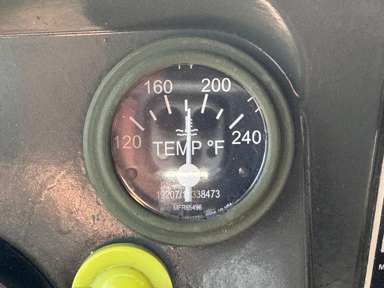 AM General Humvee  1992