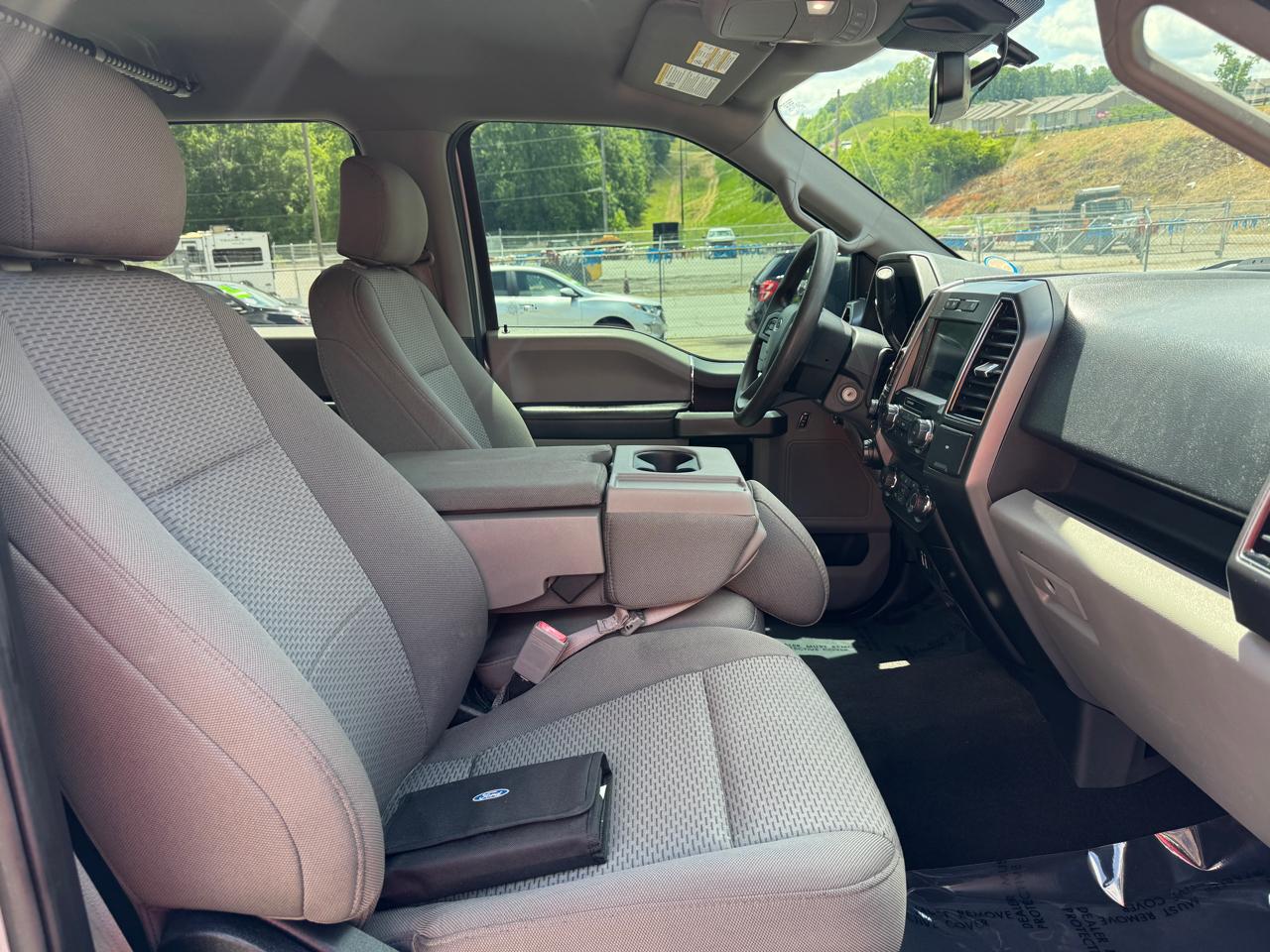 Ford F-150 XLT SuperCrew 4WD 2020