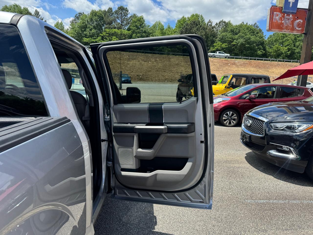Ford F-150 XLT SuperCrew 4WD 2020