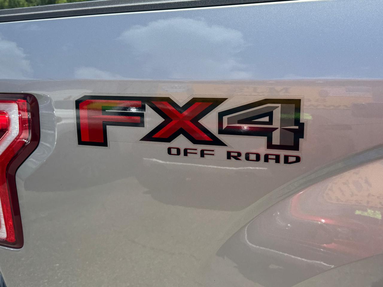 Ford F-150 XLT SuperCrew 4WD 2020