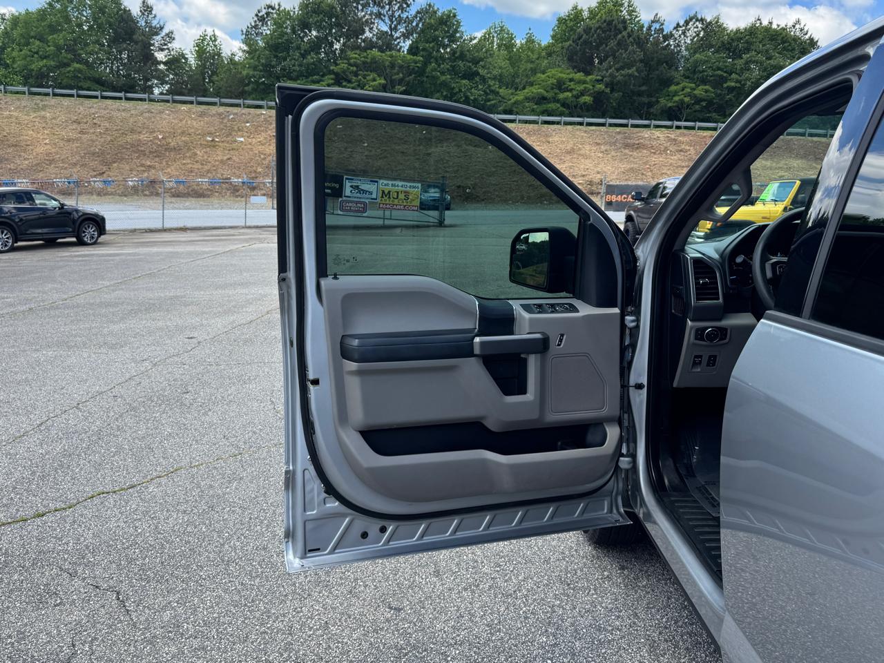 Ford F-150 XLT SuperCrew 4WD 2020