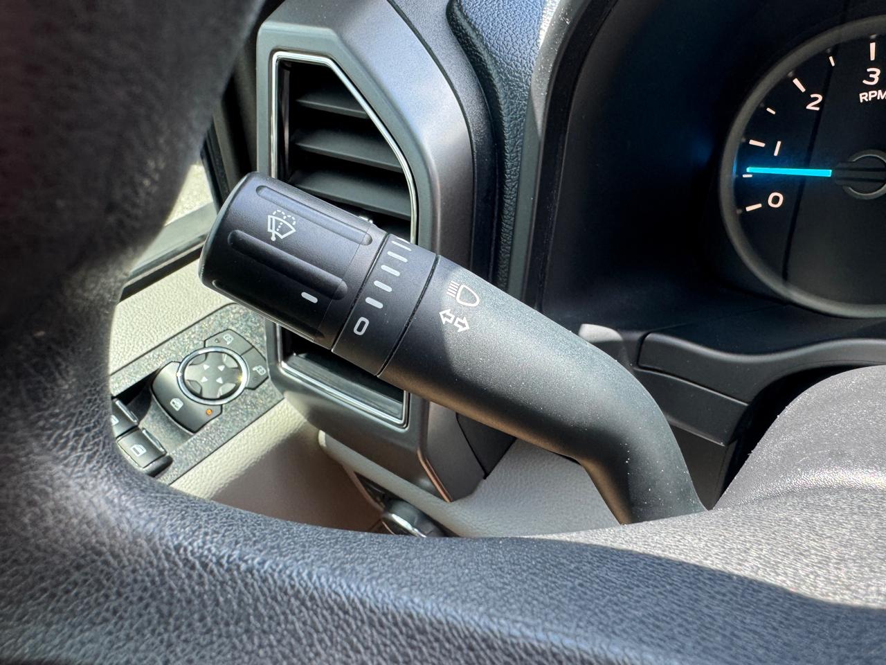 Ford F-150 XLT SuperCrew 4WD 2020