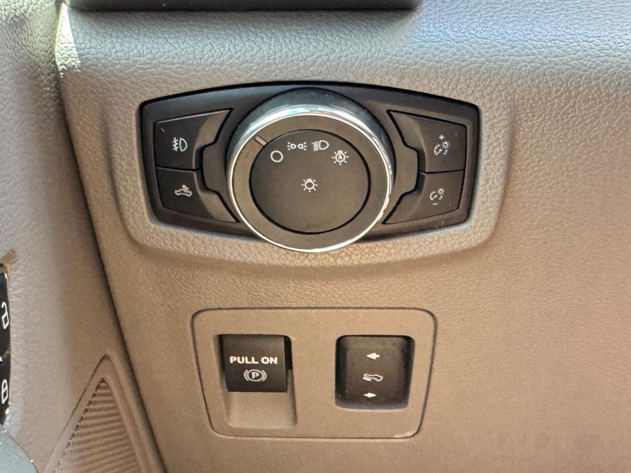 Ford F-150 XLT SuperCrew 4WD 2020