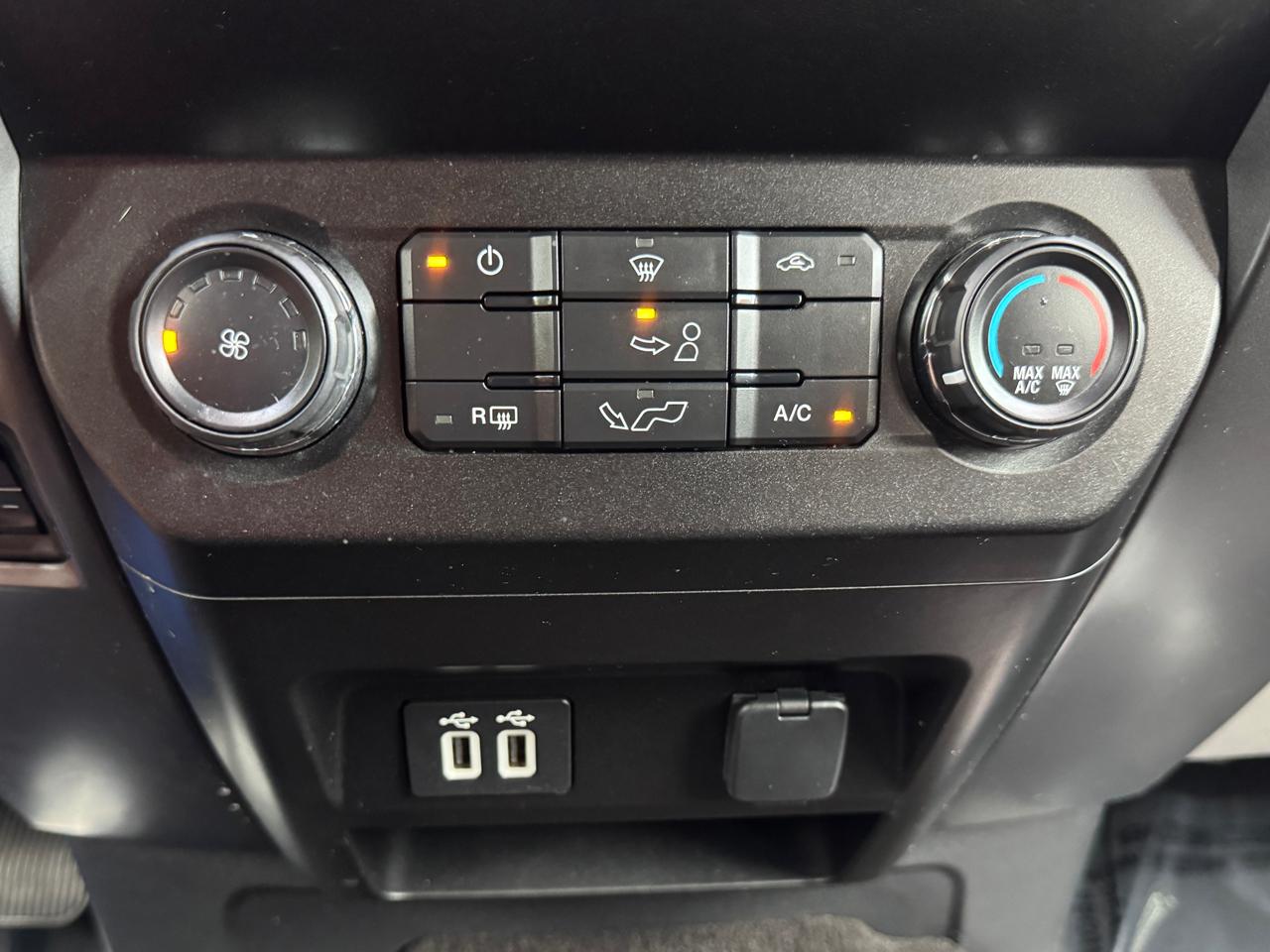 Ford F-150 XLT SuperCrew 4WD 2020
