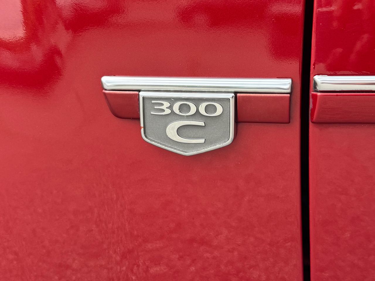 Chrysler 300 SRT8 2007