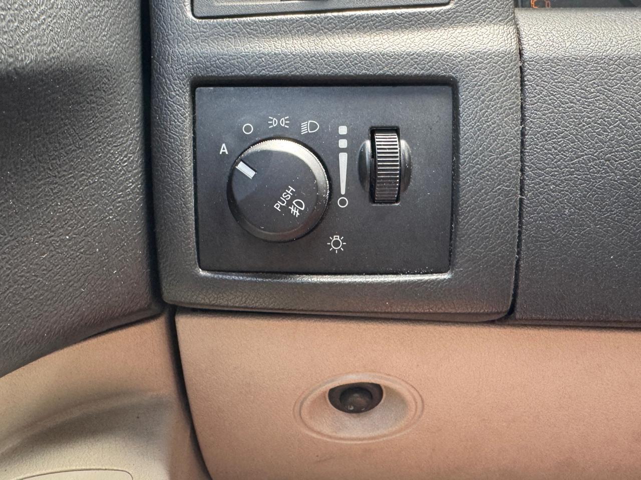 Chrysler 300 SRT8 2007